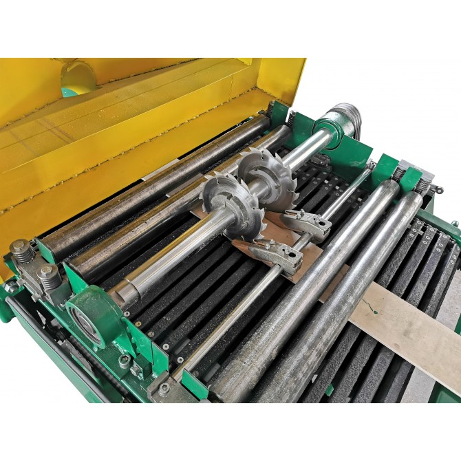 Кромкообрізний багатопильний верстат ЦМ-800-40Т (трековий)